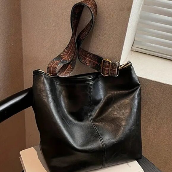 New Black Stylish Multi-Functional Commuter Bag - Picture 5 of 7